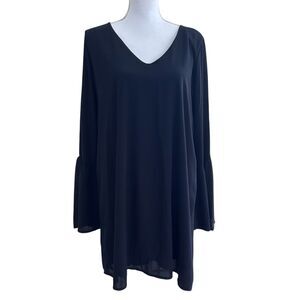 Lulus Black Bell Sleeve Shift Dress Medium